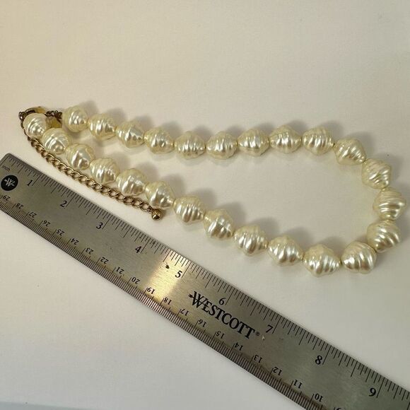 Chico's chunky faux baroque pearl necklace - Picture 7 of 7